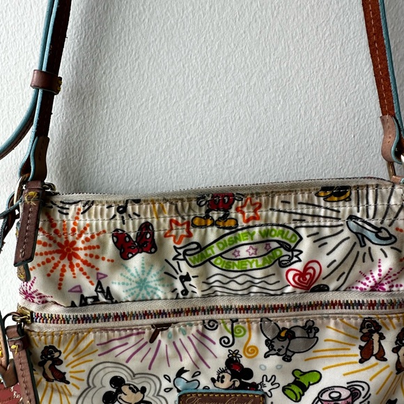 Dooney and Bourke Disney Parks White Sketch Character Cross Body Purse - Picture 4 of 16
